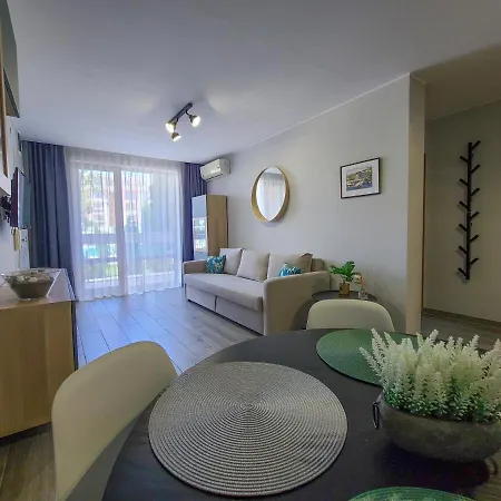 Prestige - Private Apartment-bsr 4* Свети-Влас