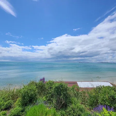 Prestige - Private Apartment-bsr Апартаменты